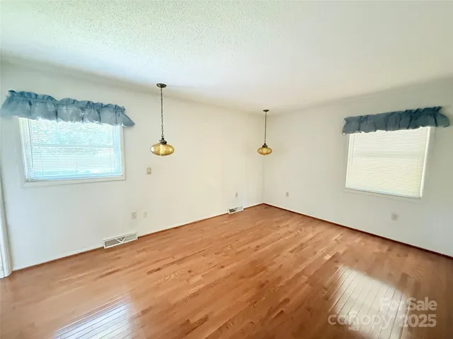 $485,000 | 516 Averys Crk Road, Arden, NC 28704