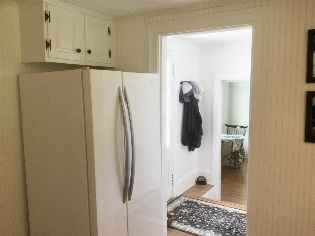 114 Chestnut Street Andover, MA 01810 - Photo 17 of 42
