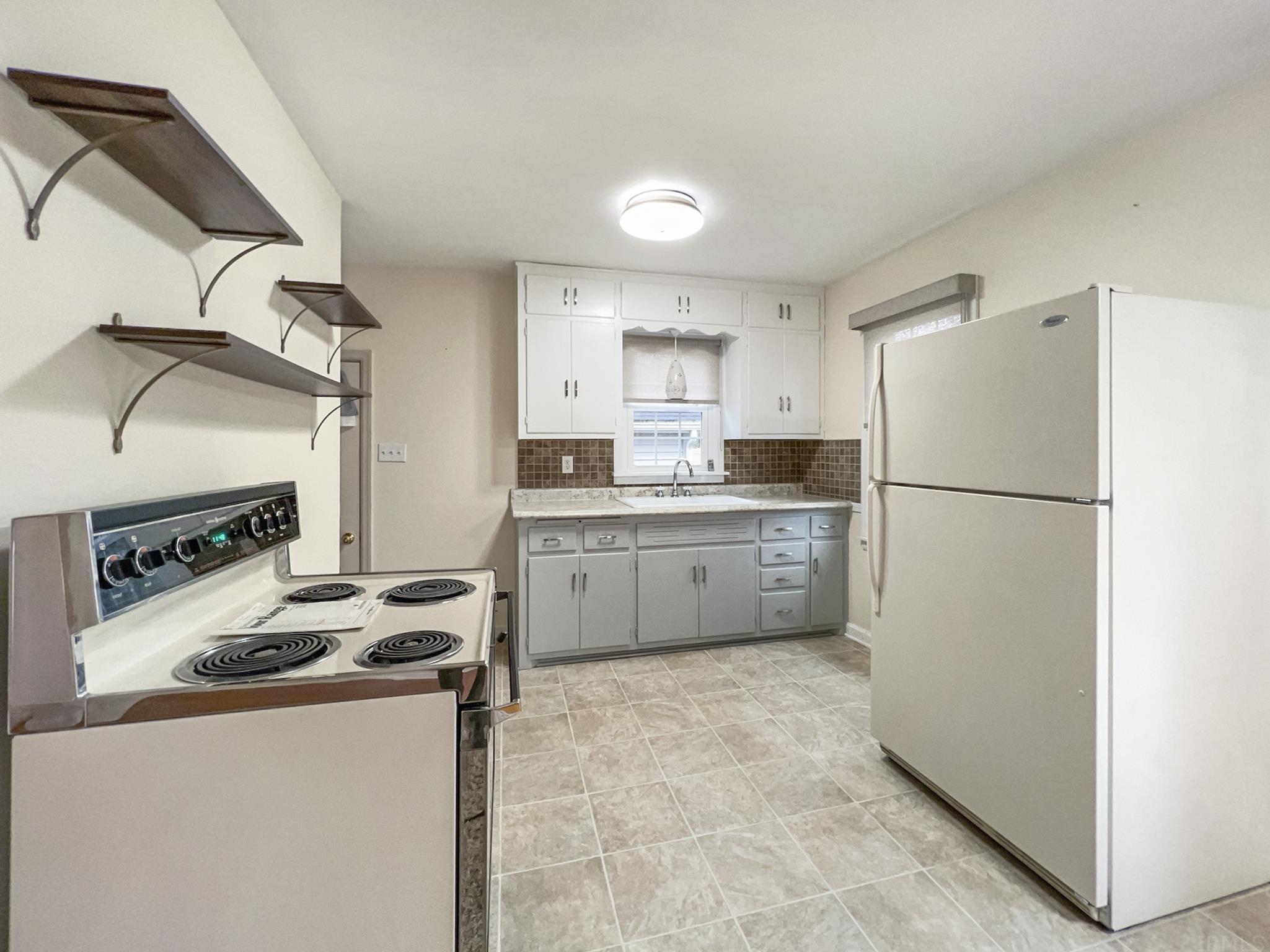 1322 Fuquay Road Chandler, IN 47610 - Photo 7 of 27 Gallery Image 7
