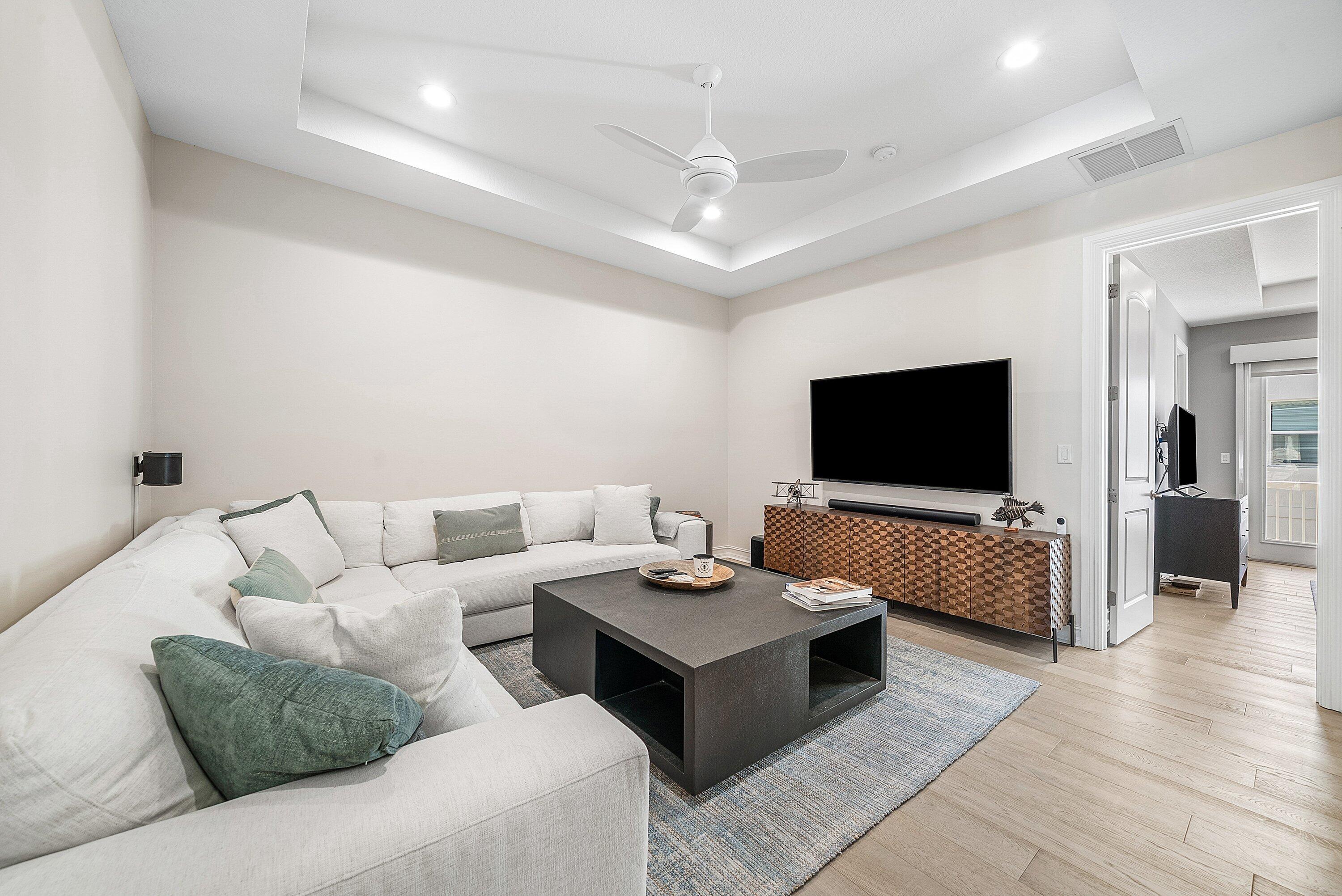 100 Northwest 69th Circle, Unit 44 Boca Raton, FL 33487 - Photo 19 of 56 020-100Northwest69thCircle-44-BocaRaton-