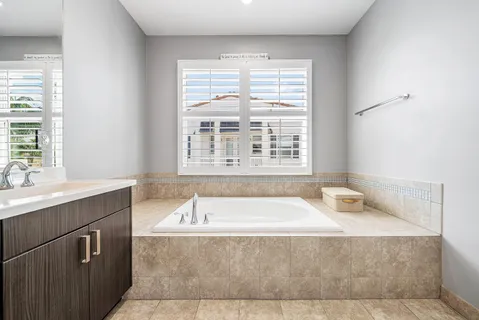 $799,000 | 100 Northwest 69th Circle, Unit 44, Boca Raton, FL 33487