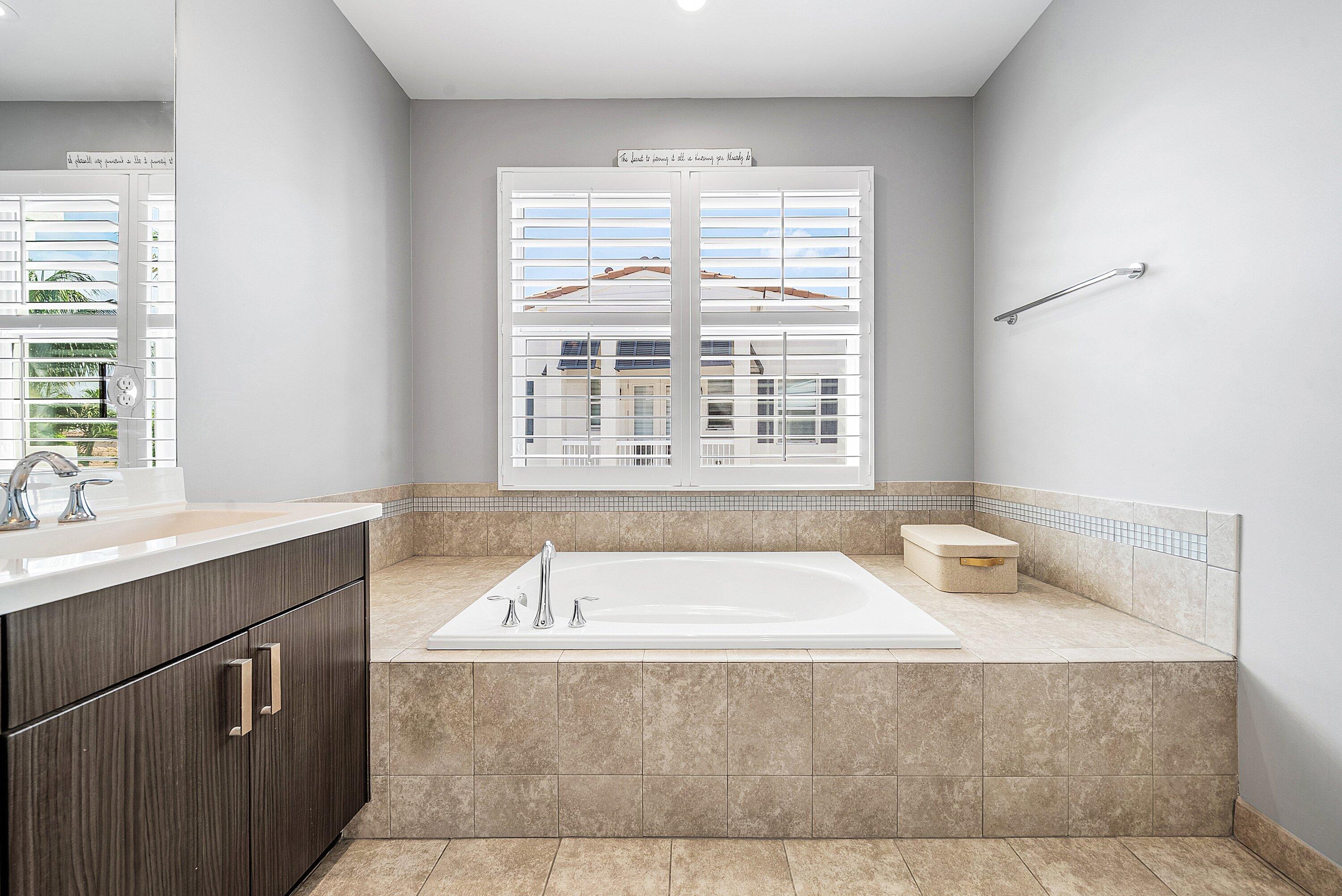 100 Northwest 69th Circle, Unit 44 Boca Raton, FL 33487 - Photo 26 of 56 027-100Northwest69thCircle-44-BocaRaton-