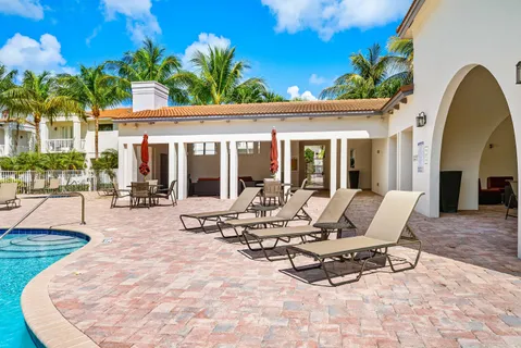 $799,000 | 100 Northwest 69th Circle, Unit 44, Boca Raton, FL 33487