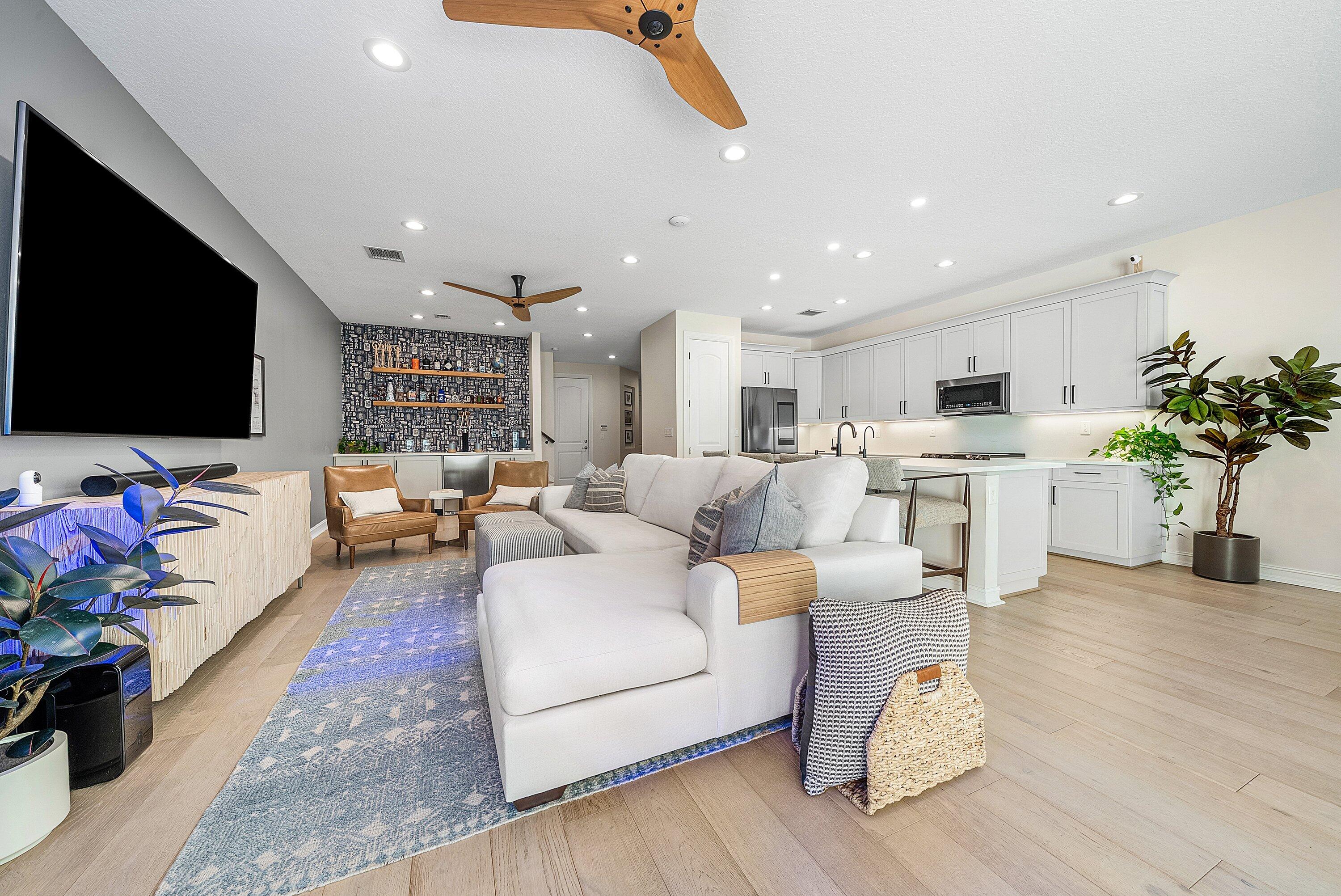 100 Northwest 69th Circle, Unit 44 Boca Raton, FL 33487 - Photo 8 of 56 009-100Northwest69thCircle-44-BocaRaton-