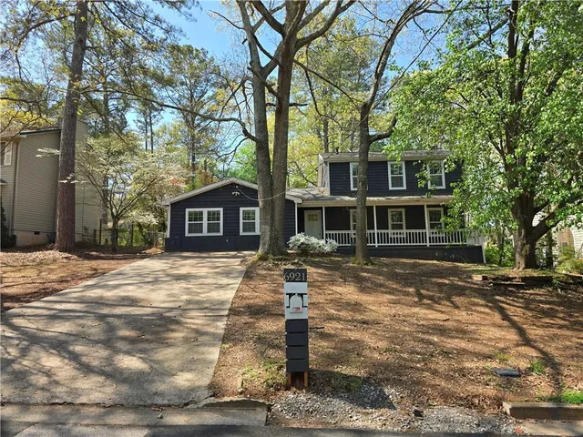 $224,900 | 6921 Babbling Brook Drive, Rex, GA 30273
