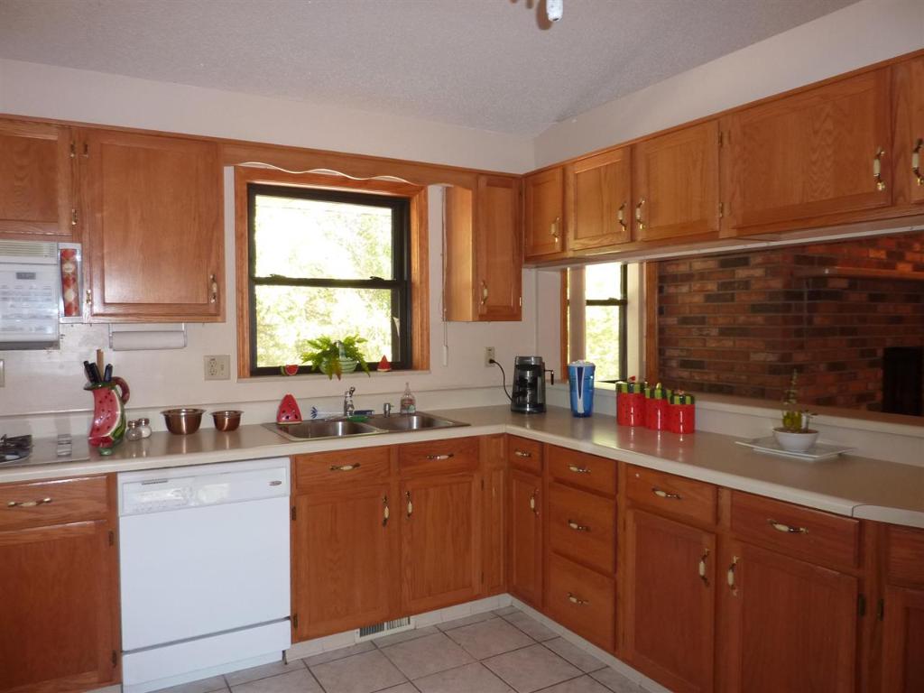200 West Harper Ridge Road Seneca, SC 29678 - Photo 18 of 36 Gallery Image 18