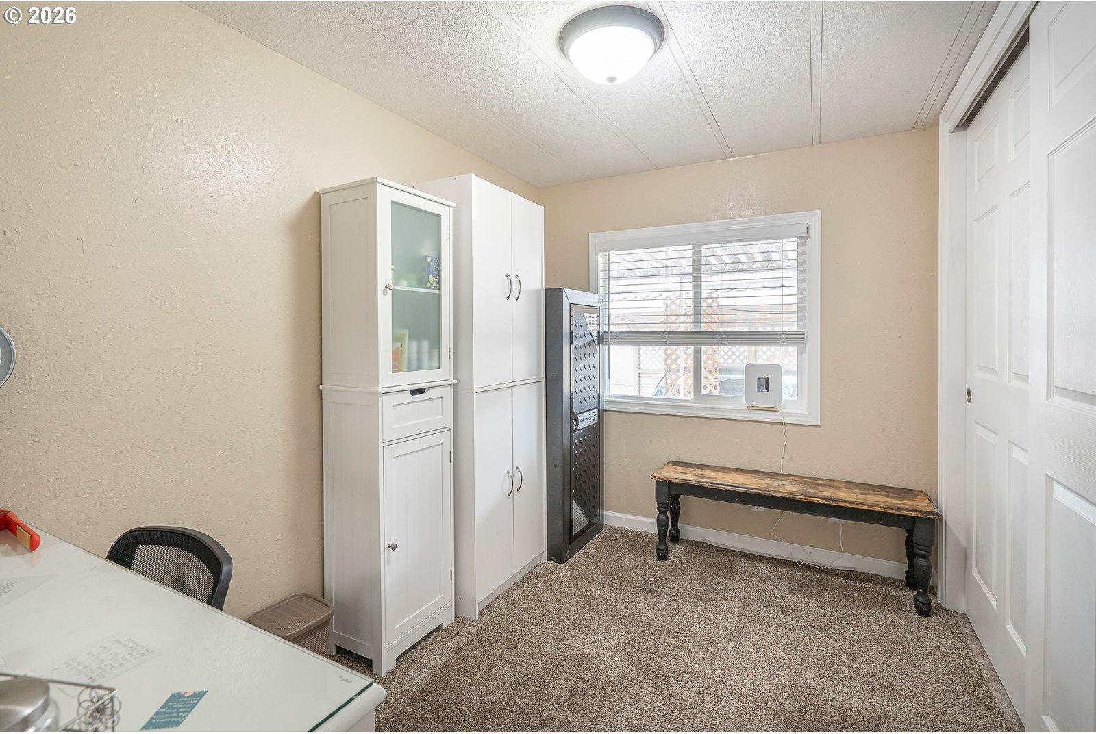 4374 Hazelgreen Road Northeast Salem, OR 97305 - Photo 24 of 33 Gallery Image 24