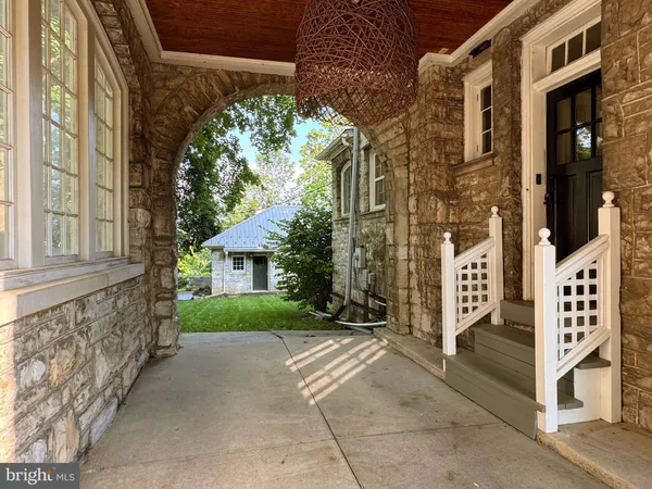 $2,585,000 | 234 West Fairmount Avenue, State College, PA 16801