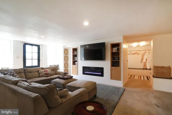 $2,585,000 | 234 West Fairmount Avenue, State College, PA 16801