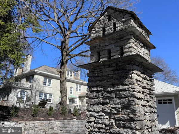 $2,585,000 | 234 West Fairmount Avenue, State College, PA 16801