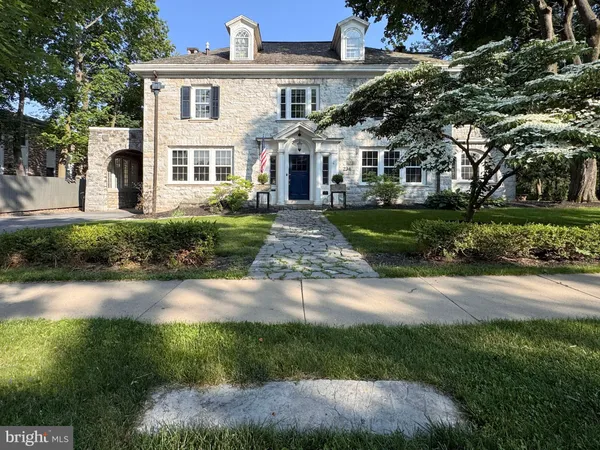 $2,585,000 | 234 West Fairmount Avenue, State College, PA 16801