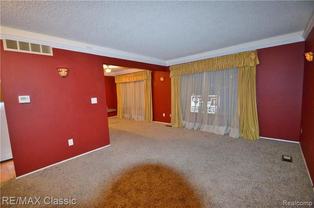 29242 Hoover Road Warren, MI 48093 - Photo 11 of 36