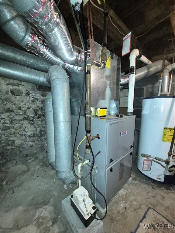 408 North Madison Street Rome, NY 13440 - Photo 5 of 36