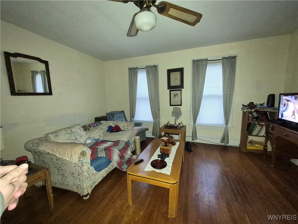 408 North Madison Street Rome, NY 13440 - Photo 6 of 36