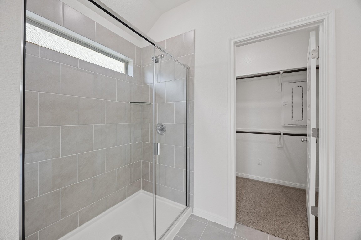 327 Bendecido Loop Elgin, TX 78621 - Photo 17 of 35