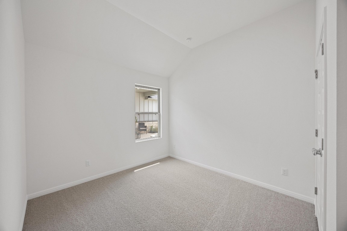 327 Bendecido Loop Elgin, TX 78621 - Photo 20 of 35