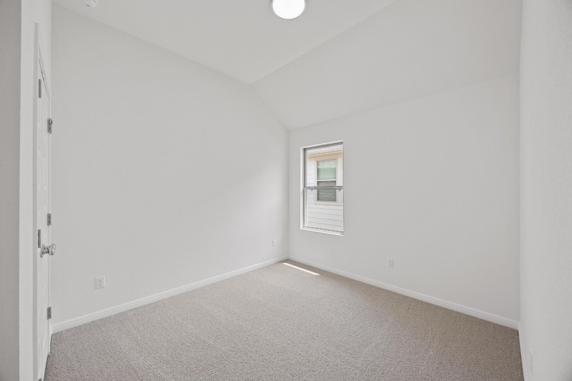 327 Bendecido Loop Elgin, TX 78621 - Photo 22 of 35