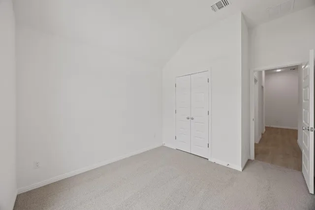 $279,875 | 327 Bendecido Loop, Elgin, TX 78621