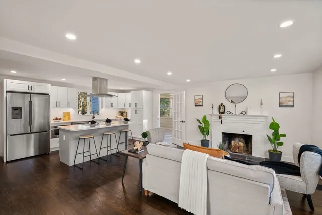 $1,250,000 | 10 Wright Road, Concord, MA 01742