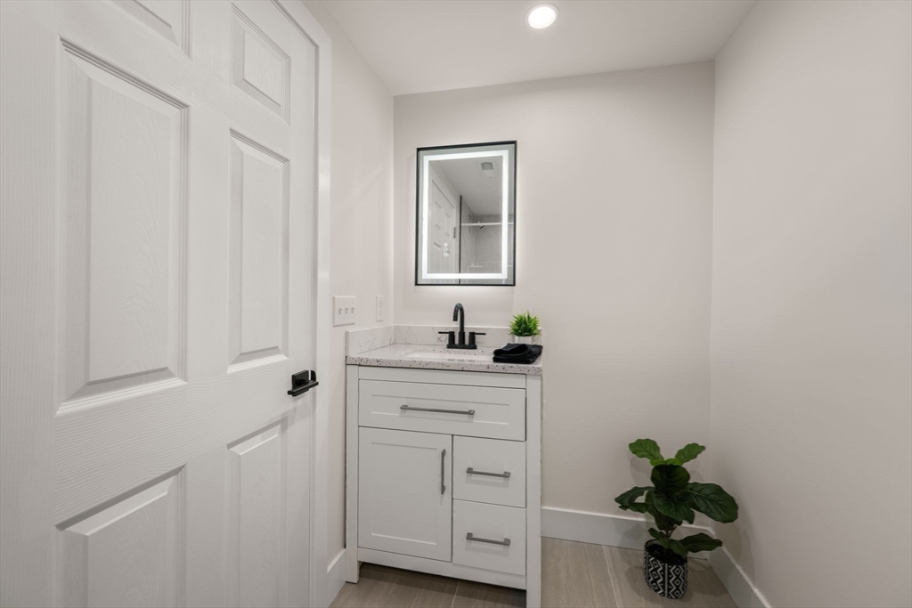 10 Wright Road Concord, MA 01742 - Photo 23 of 31