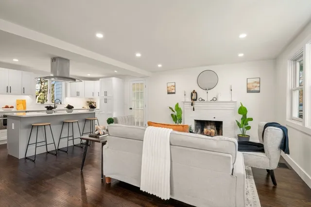 $1,250,000 | 10 Wright Road, Concord, MA 01742