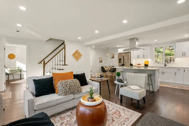 $1,250,000 | 10 Wright Road, Concord, MA 01742