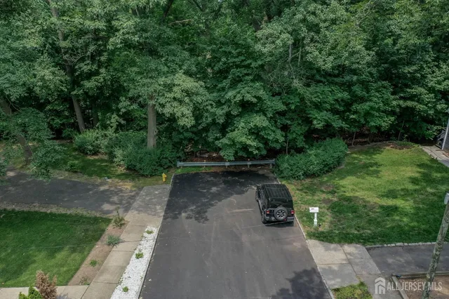 $250,000 | 39 Forest Drive, Bloomfield, NJ 07003