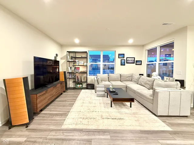 $2,550 | 5213 Dunhaven Road, Noblesville, IN 46062