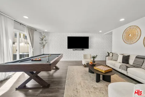 $749,000 | 22157 Barrington Way, Saugus, CA 91350