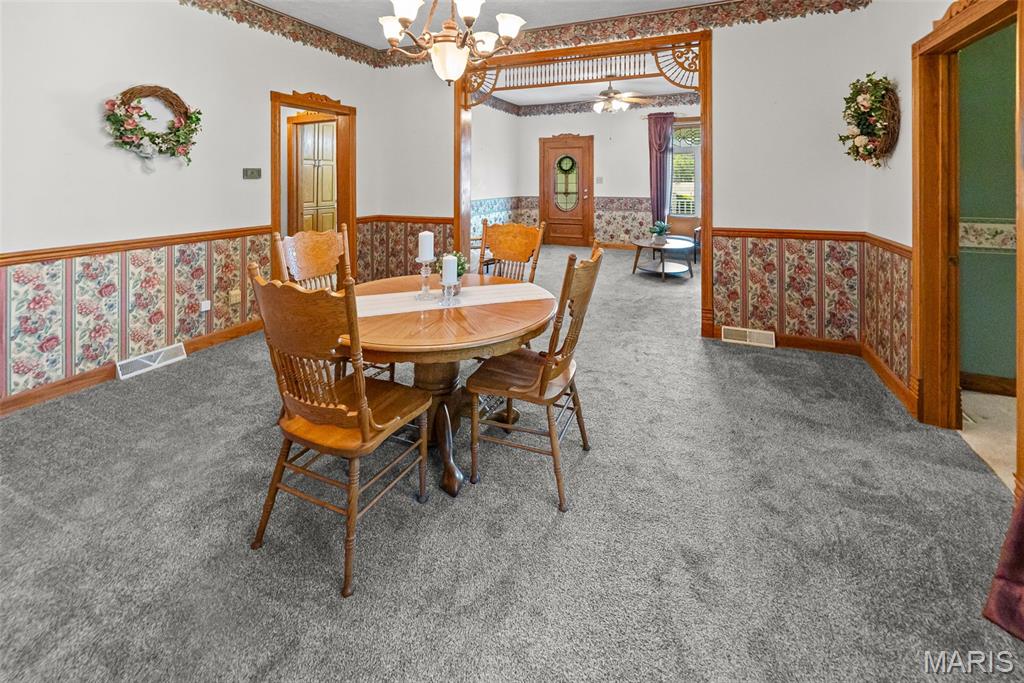 207 West Vine Street Brighton, IL 62012 - Photo 14 of 34