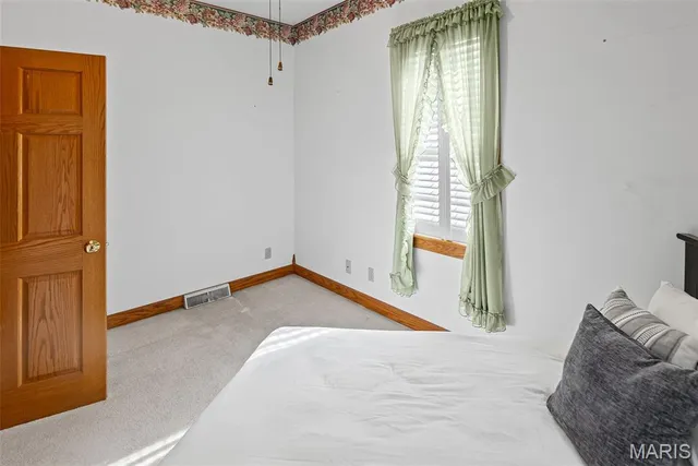 $238,000 | 207 West Vine Street, Brighton, IL 62012