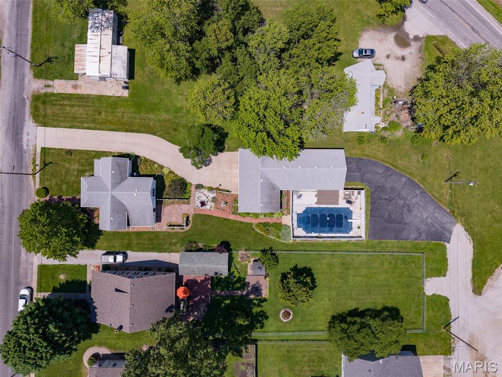 207 West Vine Street Brighton, IL 62012 - Photo 29 of 34