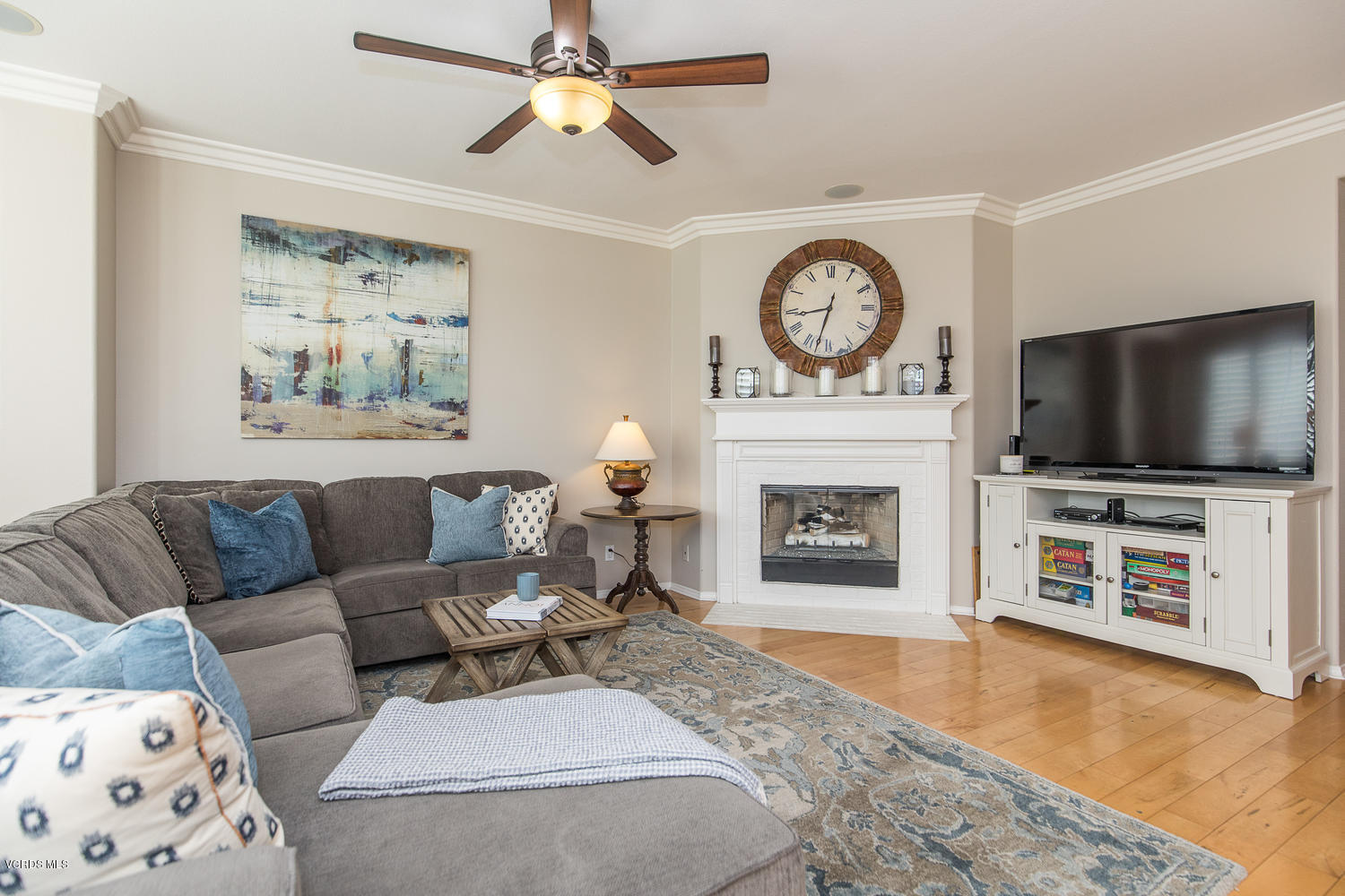 13790 Grindstone Court Moorpark, CA 93021 - Photo 12 of 37 13790 Grindstone Ct Moorpark-large-012-0