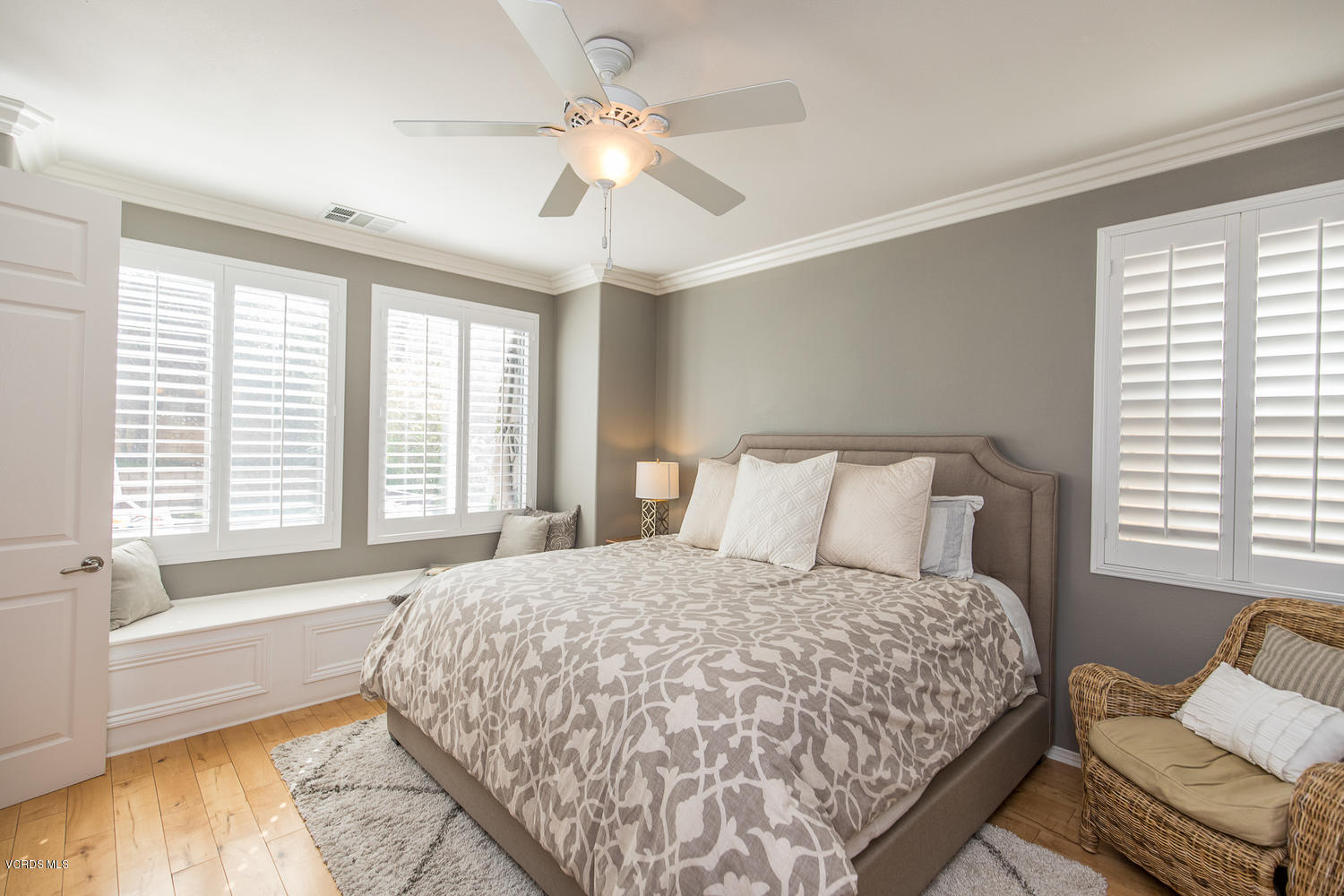 13790 Grindstone Court Moorpark, CA 93021 - Photo 18 of 37 13790 Grindstone Ct Moorpark-large-018-0