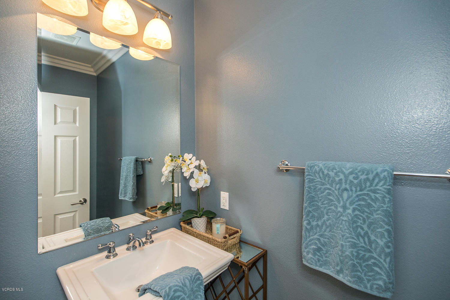 13790 Grindstone Court Moorpark, CA 93021 - Photo 22 of 37 13790 Grindstone Ct Moorpark-large-022-0