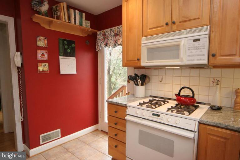 4622 Woodfield Road Bethesda, MD 20814 - Photo 8 of 30 Kitchen #2