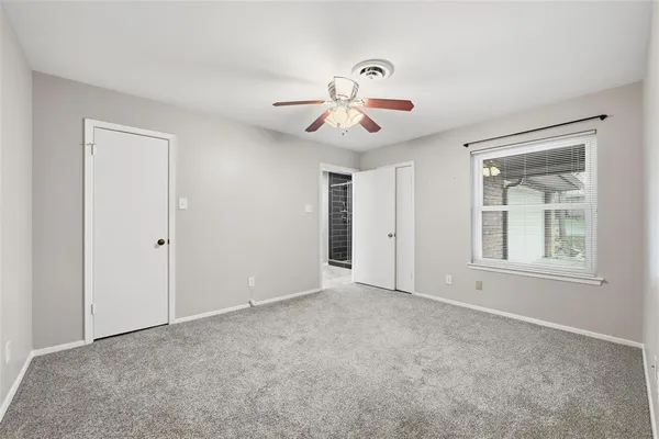 $2,300 | 3920 Sanguinet Street, Fort Worth, TX 76107