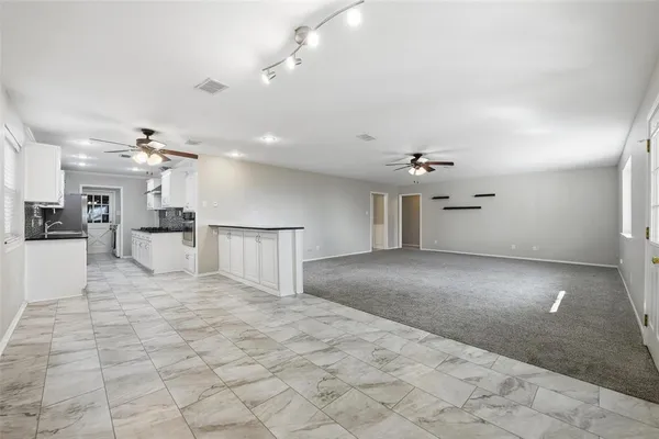 $2,300 | 3920 Sanguinet Street, Fort Worth, TX 76107