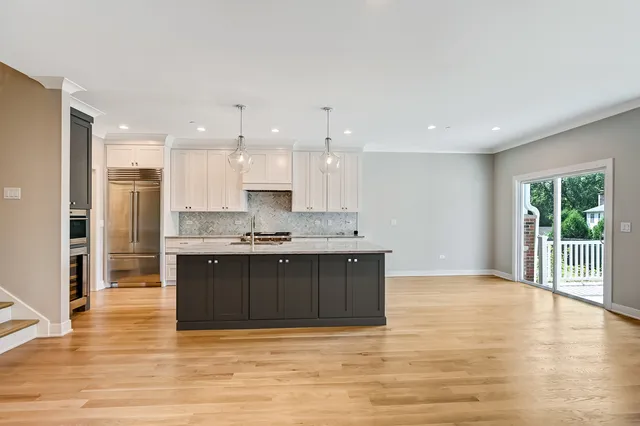 $965,000 | 133 Harding Avenue, Glen Ellyn, IL 60137