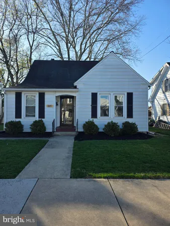 $275,000 | 327 Dover Street, Manheim, PA 17545