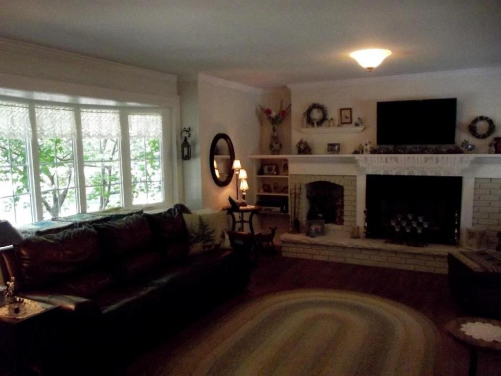 520 Midvale Road Vestal, NY 13850 - Photo 9 of 23 Gallery Image 9