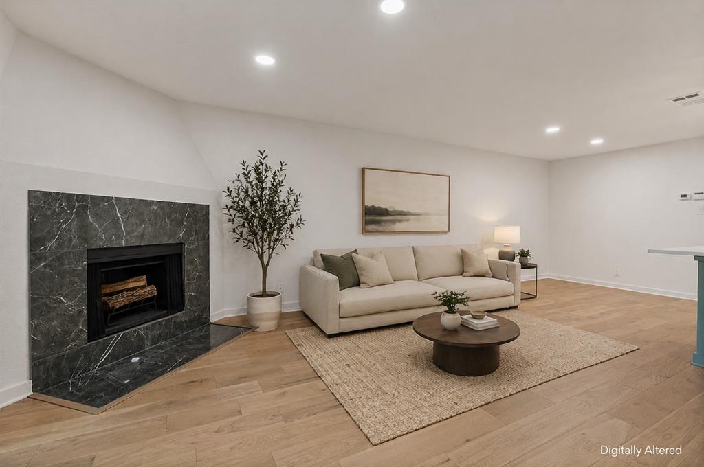 4777 Cedar Springs Road, Unit 3D Dallas, TX 75219 - Photo 15 of 29