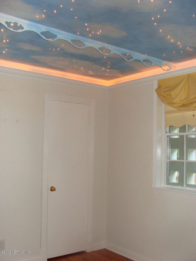 5428 Stetson Road Jacksonville, FL 32207 - Photo 16 of 27 a view of an empty room