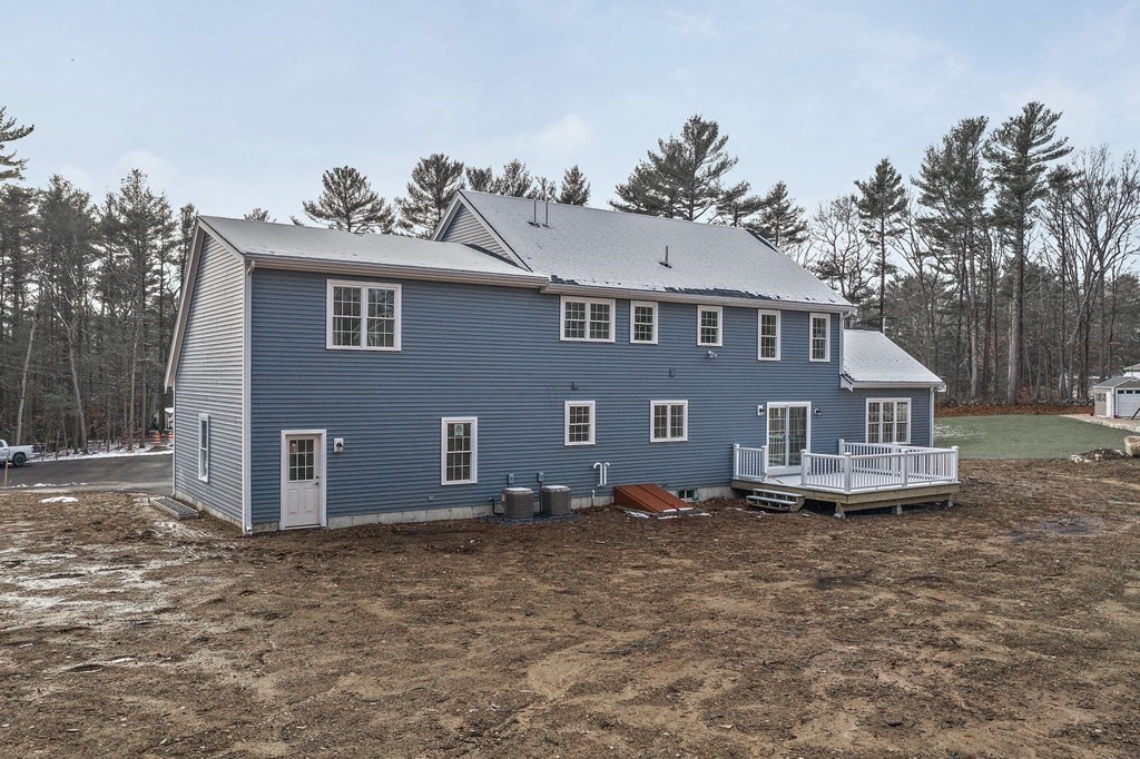 32 Constitution Way Hanover, MA 02339 - Photo 3 of 27 Gallery Image 3