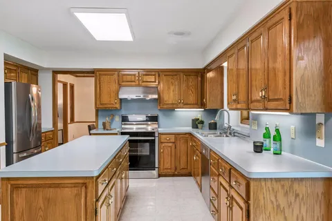 $575,000 | 4908 West 93rd Street, Bloomington, MN 55437