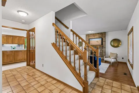 $575,000 | 4908 West 93rd Street, Bloomington, MN 55437