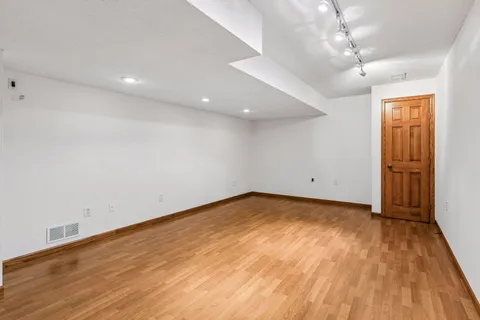 $575,000 | 4908 West 93rd Street, Bloomington, MN 55437