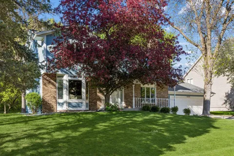 $575,000 | 4908 West 93rd Street, Bloomington, MN 55437