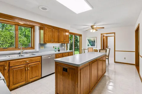 $575,000 | 4908 West 93rd Street, Bloomington, MN 55437