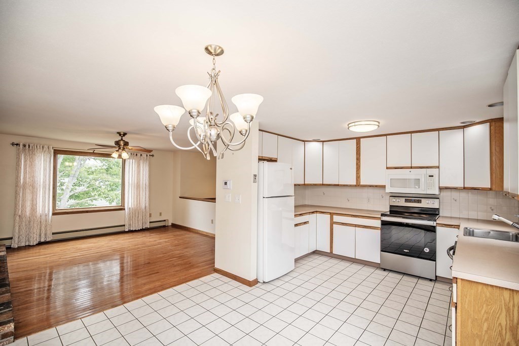 21 Honeysuckle Road Gloucester, MA 01930 - Photo 11 of 42 Gallery Image 11